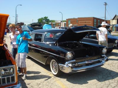 2011 Tilted Kilt Pub & Eatery Classic Car Show
