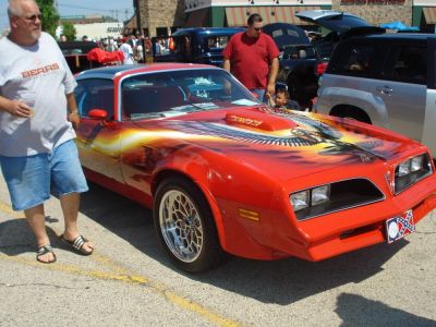 2011 Tilted Kilt Pub & Eatery Classic Car Show
