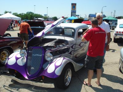 2011 Tilted Kilt Pub & Eatery Classic Car Show
