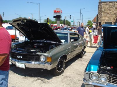 2011 Tilted Kilt Pub & Eatery Classic Car Show
