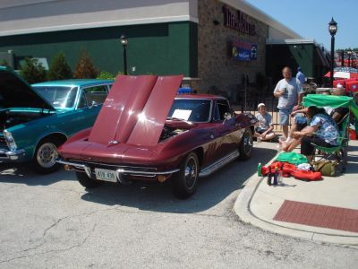 2011 Tilted Kilt Pub & Eatery Classic Car Show
