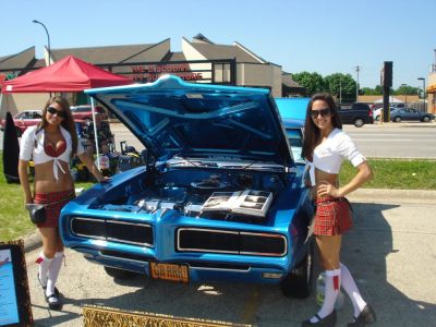 2011 Tilted Kilt Pub & Eatery Classic Car Show
