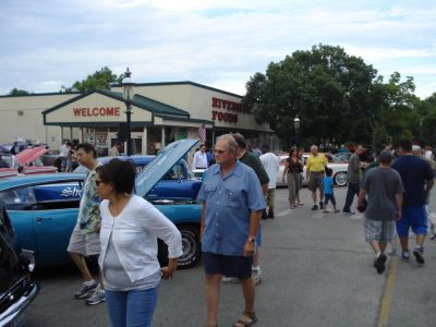 2011 Downtown Riverside Cruise Nights
