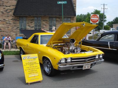 2011 Lyon's Father's Day Car Show
