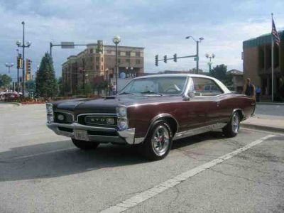 2009 Village of Oak Lawn Classic Car Show
