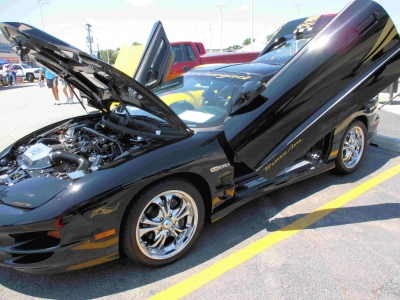 2017 McCarthy Ford Car & Bike Show
