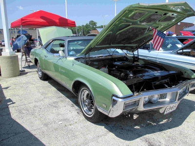 2017 McCarthy Ford Car & Bike Show

