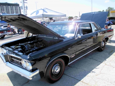 2017 McCarthy Ford Car & Bike Show

