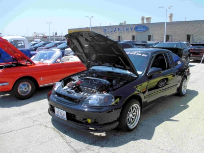 2017 McCarthy Ford Car & Bike Show

