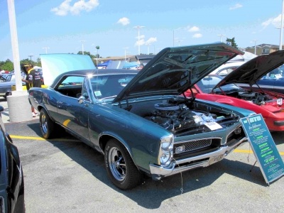 2017 McCarthy Ford Car & Bike Show
