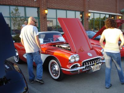 2012 Tilted Kilt Pub & Eatery Car Show
