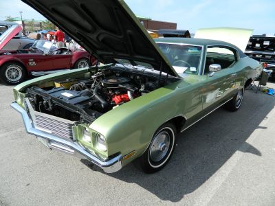 2012 Tilted Kilt Pub & Eatery Car Show
