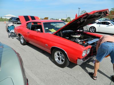 2012 Tilted Kilt Pub & Eatery Car Show
