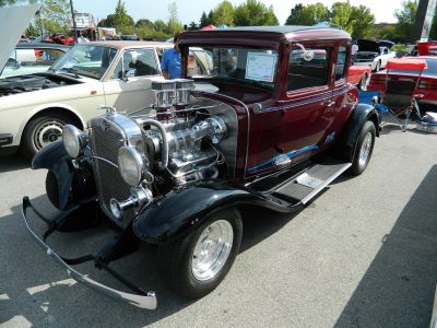 2012 Tilted Kilt Pub & Eatery Car Show
