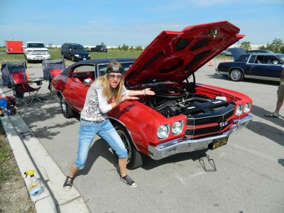 2012 Tilted Kilt Pub & Eatery Car Show
