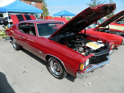 2012 Tilted Kilt Pub & Eatery Car Show
