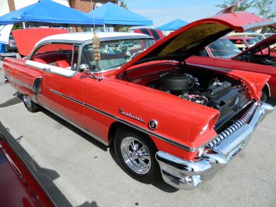2012 Tilted Kilt Pub & Eatery Car Show
