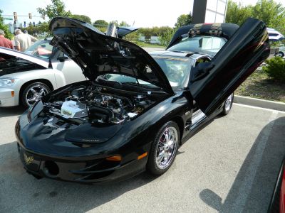 2012 Tilted Kilt Pub & Eatery Car Show
