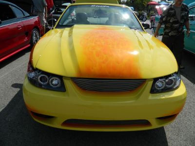 2012 Tilted Kilt Pub & Eatery Car Show
