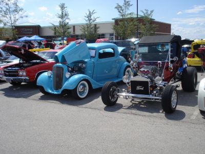2012 Tilted Kilt Pub & Eatery Car Show
