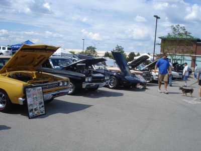2012 Tilted Kilt Pub & Eatery Car Show
