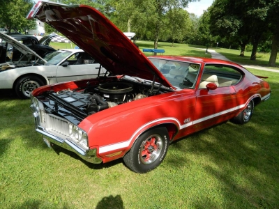 2014 South Holland Car Show & Swap Meet
