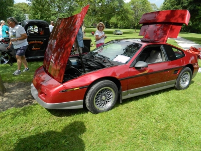 2014 South Holland Car Show & Swap Meet
