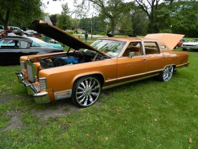 2014 South Holland Car Show & Swap Meet
