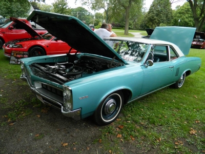 2014 South Holland Car Show & Swap Meet
