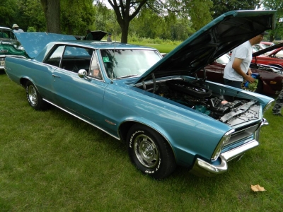 2014 South Holland Car Show & Swap Meet
