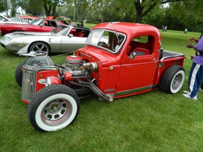 2014 South Holland Car Show & Swap Meet
