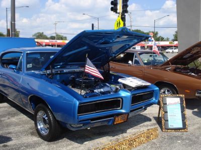 2011 9/11 Memorial Car Show at Tilted Kilt
