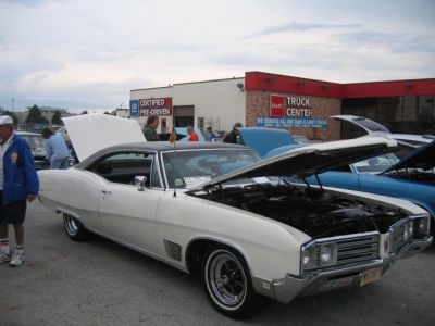 2010 Circle Buick/Pontiac/GMC Car Show
