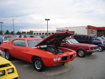 2010 Circle Buick/Pontiac/GMC Car Show
