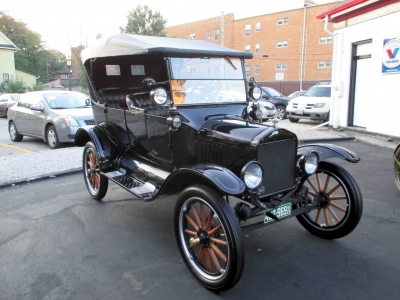 2015 Riverside Garage Car & Bike Show
