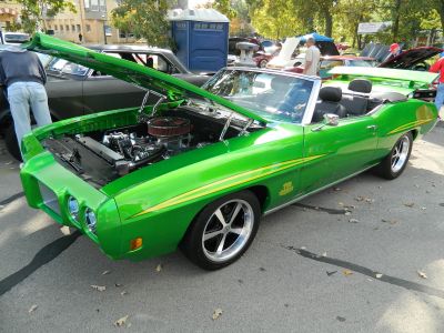 2012 Riverside Garage Car Show
