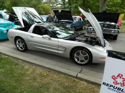 2012 Riverside Garage Car Show
