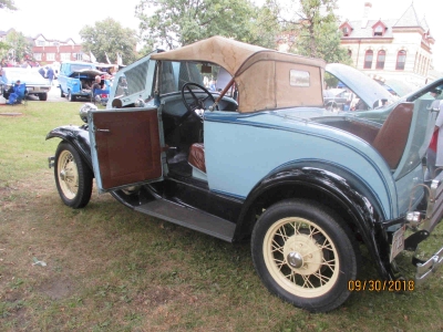 2018 Riverside Garage Car & Bike Show
